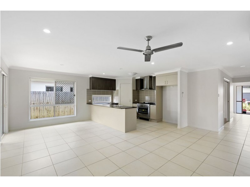 57 Ruby Crescent, Meridan Plains QLD 4551