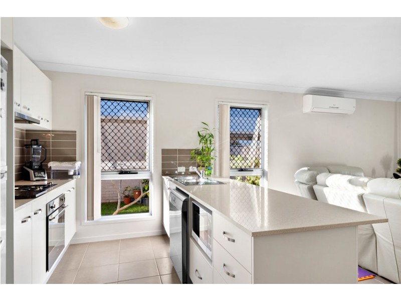 90 Little Mountain Drive, Little Mountain QLD 4551