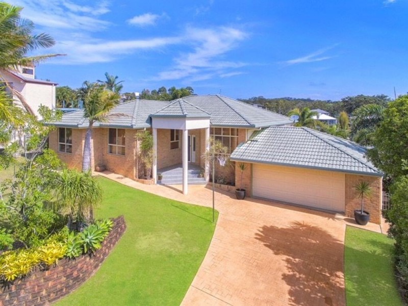 4 Regal Place, Aroona QLD 4551
