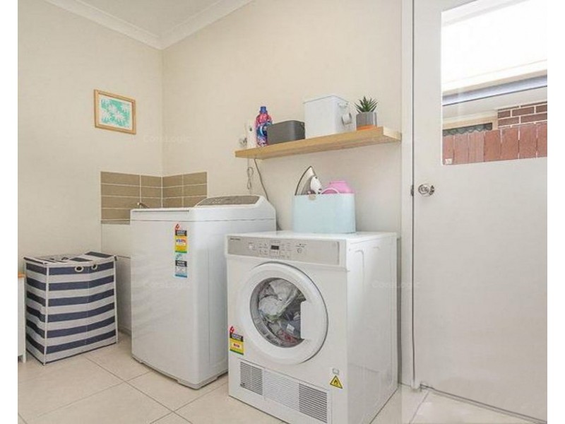 4 Lime Crescent, Caloundra West QLD 4551