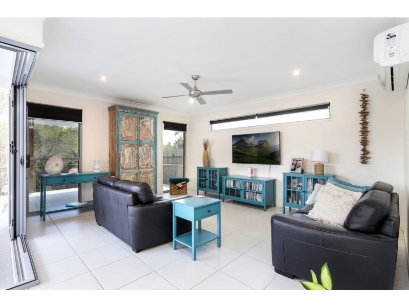 14 Parkview Drive, Little Mountain QLD 4551