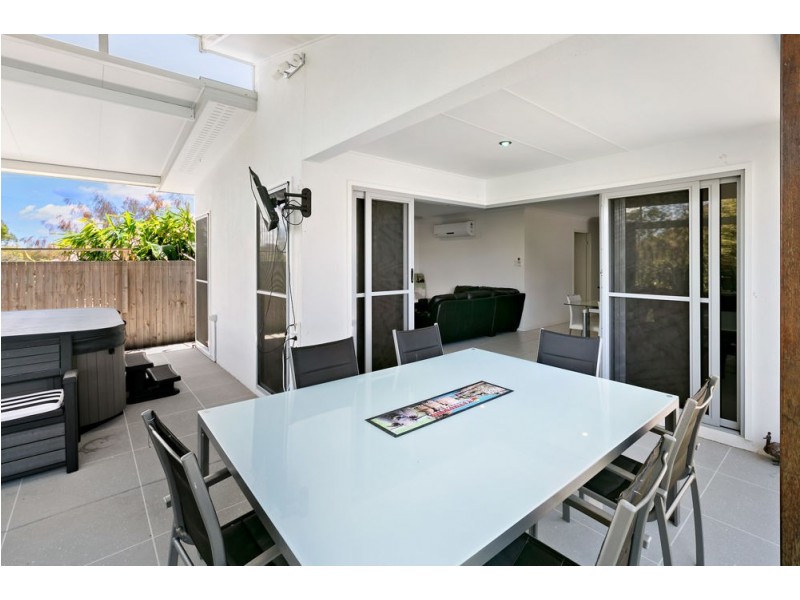 14 Parkview Drive, Little Mountain QLD 4551