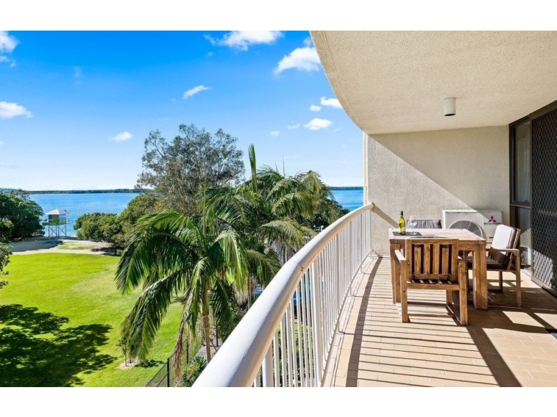 31/49 Landsborough Parade, Golden Beach QLD 4551