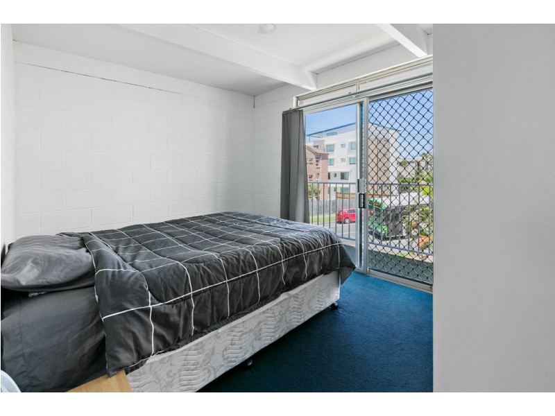 3/5 Mahia Terrace, Kings Beach QLD 4551