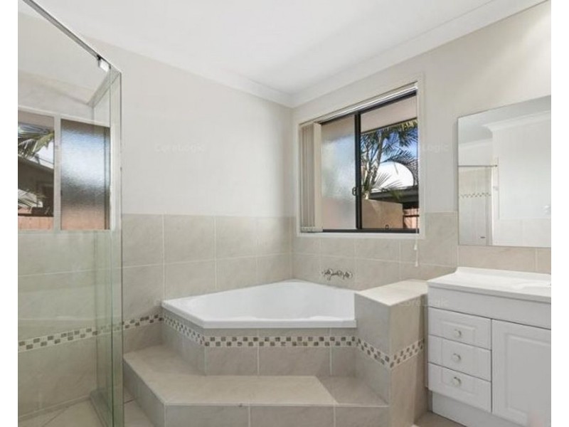 11 Webb Ellis Court, Pelican Waters QLD 4551