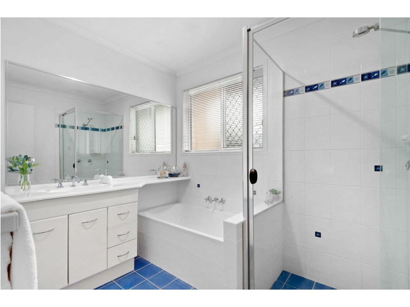 14 Discovery Drive, Little Mountain QLD 4551