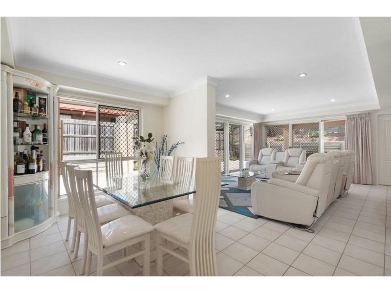 12 Eastern Rise, Little Mountain QLD 4551