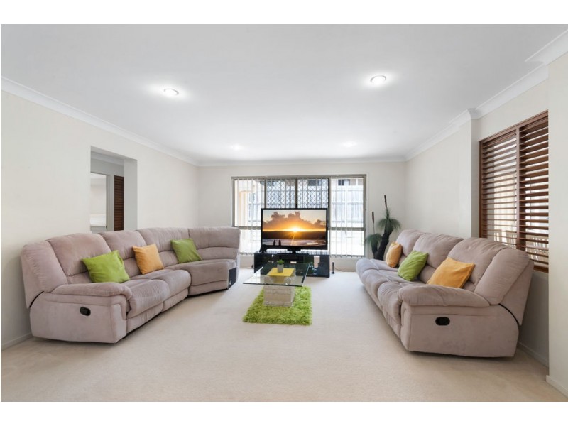 12 Eastern Rise, Little Mountain QLD 4551