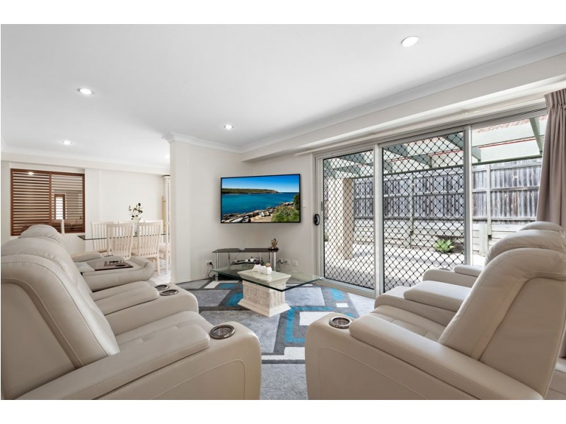 12 Eastern Rise, Little Mountain QLD 4551