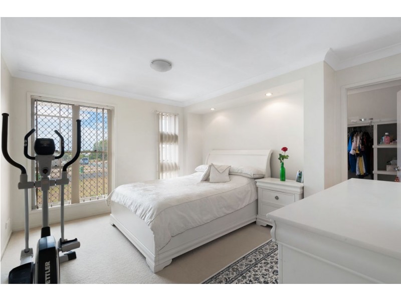 12 Eastern Rise, Little Mountain QLD 4551