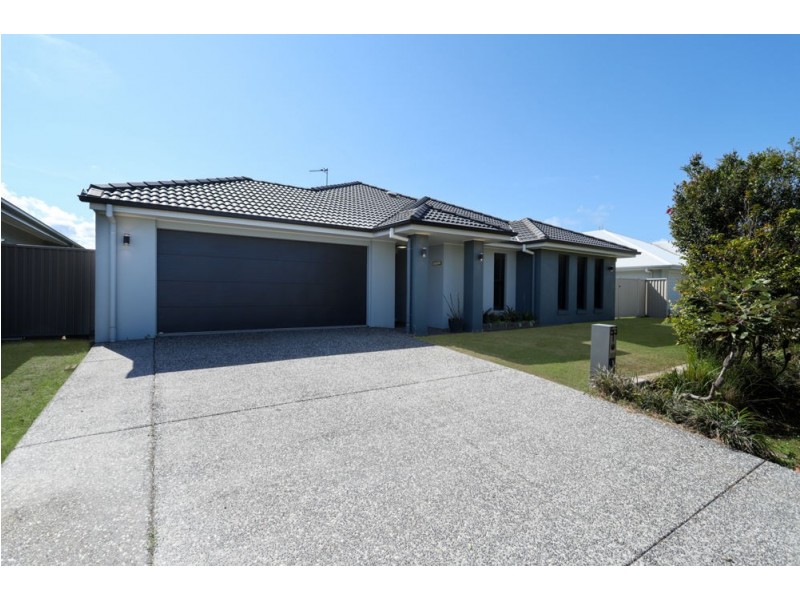53 Macintyre Crescent, Pelican Waters QLD 4551