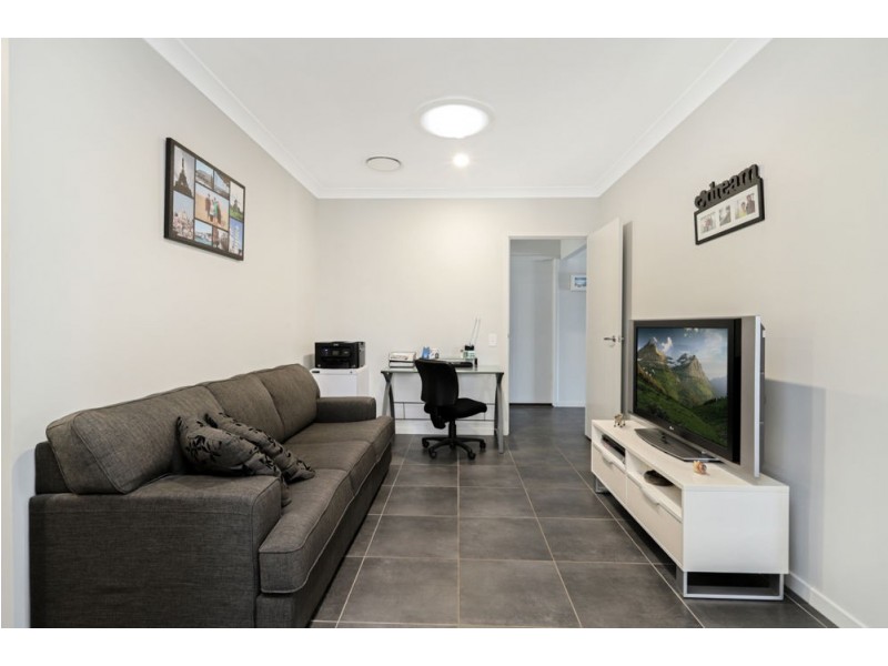 53 Macintyre Crescent, Pelican Waters QLD 4551