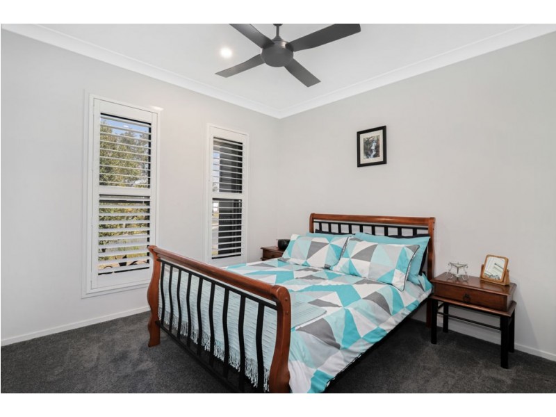 53 Macintyre Crescent, Pelican Waters QLD 4551