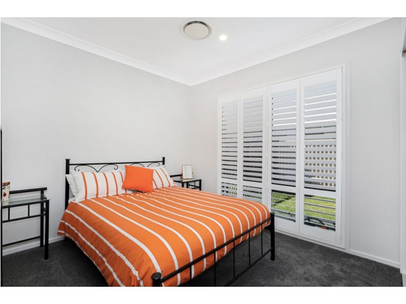53 Macintyre Crescent, Pelican Waters QLD 4551