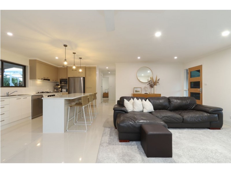 19 Hermosa Street, Mountain Creek QLD 4557