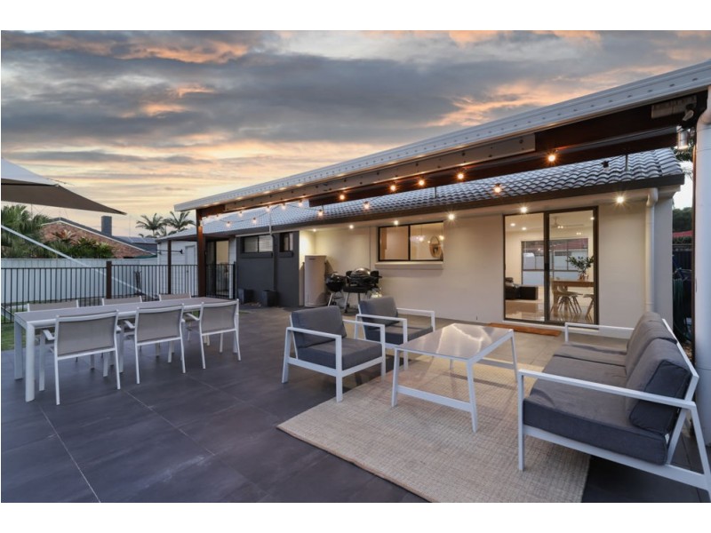 19 Hermosa Street, Mountain Creek QLD 4557