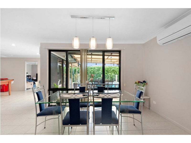 21 Discovery Drive, Little Mountain QLD 4551