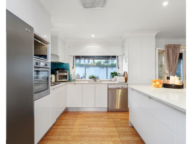 2/15 Pumicestone Place, Golden Beach QLD 4551