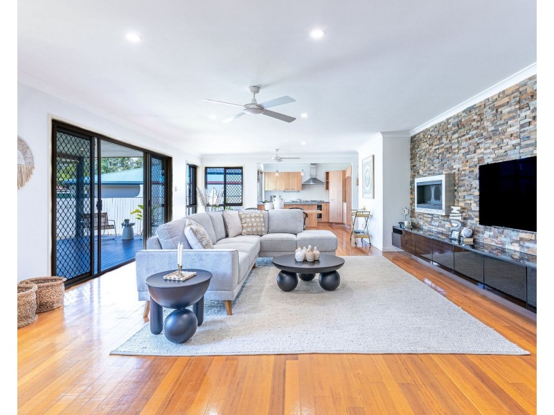 6 Callistemon Place, Currimundi QLD 4551