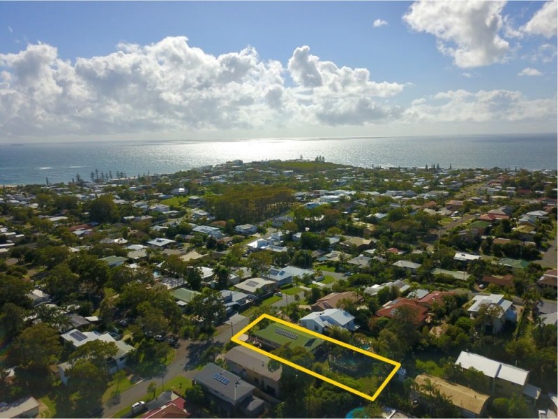 8 Elm Street, Moffat Beach QLD 4551