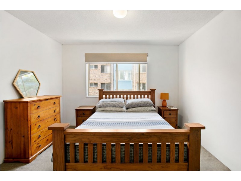 4/60 Lower Gay Terrace, Caloundra QLD 4551