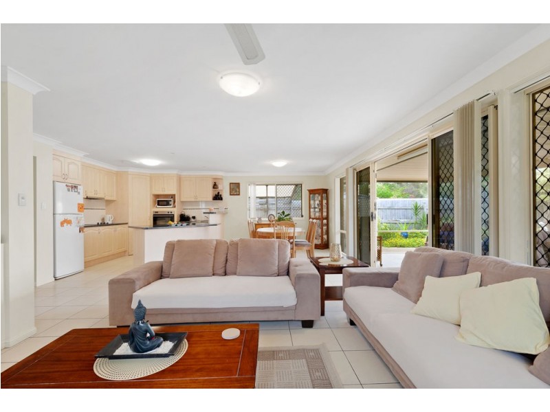 6 Maloney Place, Pelican Waters QLD 4551