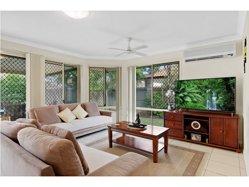 6 Maloney Place, Pelican Waters QLD 4551