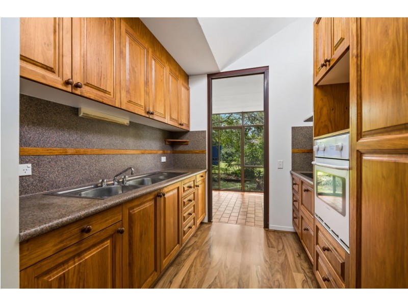 12 Ocean View Road, Mount Mellum QLD 4550