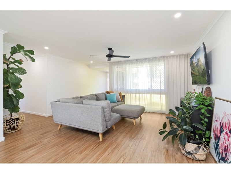 10 Browning Boulevard, Battery Hill QLD 4551