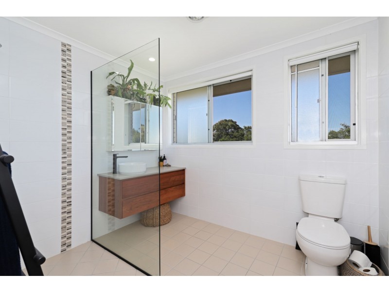 10 Browning Boulevard, Battery Hill QLD 4551