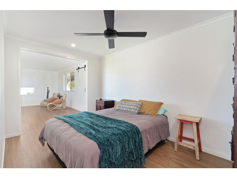 10 Browning Boulevard, Battery Hill QLD 4551
