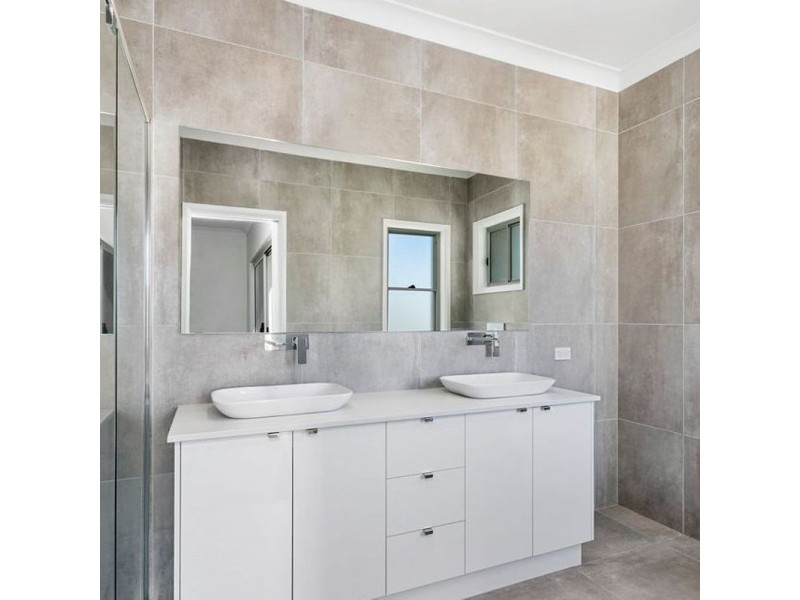 18 Waderbird Crescent, Pelican Waters QLD 4551