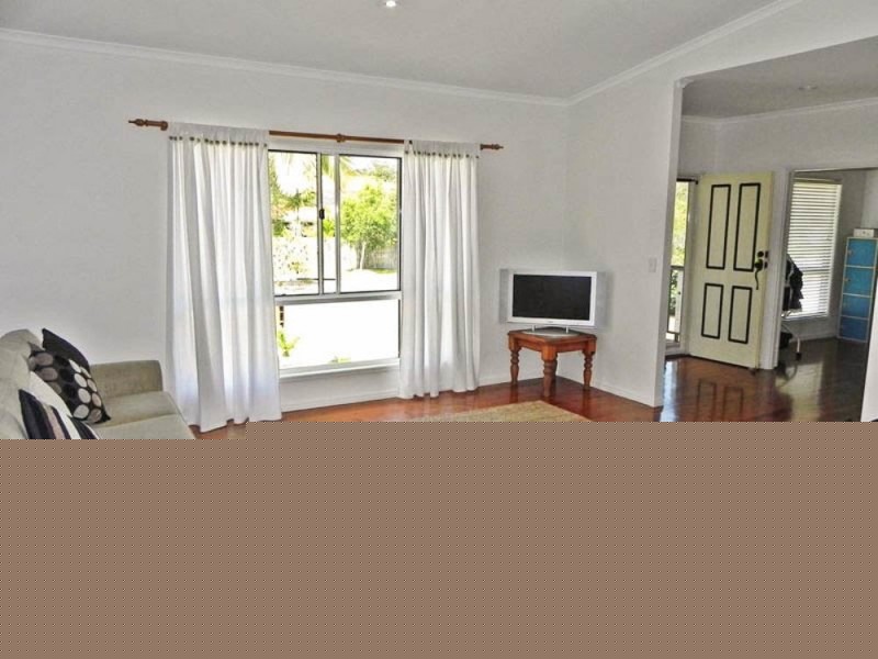 7 Phar Lap Court, Little Mountain QLD 4551