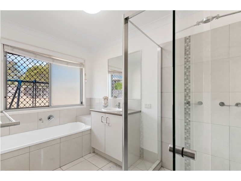 76 Huntley Place, Caloundra West QLD 4551