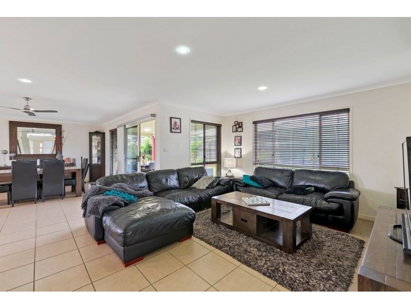 62 Huntley Place, Caloundra West QLD 4551