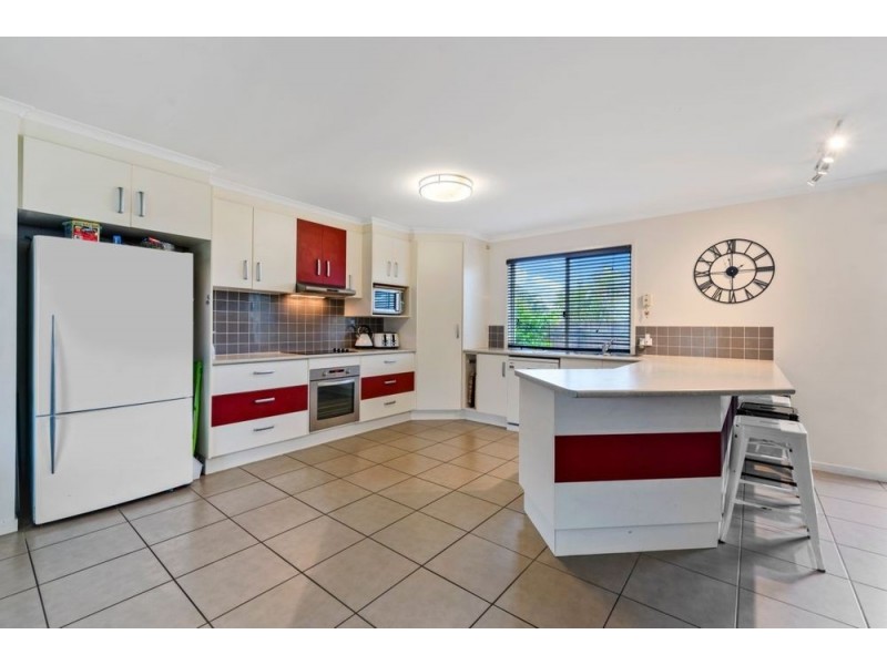 62 Huntley Place, Caloundra West QLD 4551