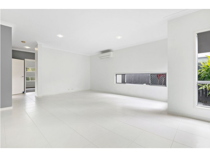30 Crater Street, Caloundra West QLD 4551