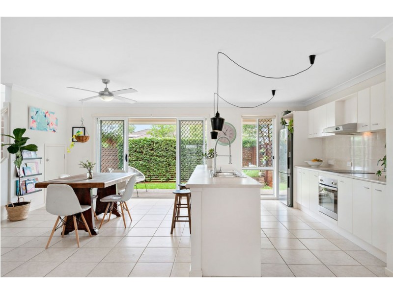 1/15 Liekefett Way, Little Mountain QLD 4551
