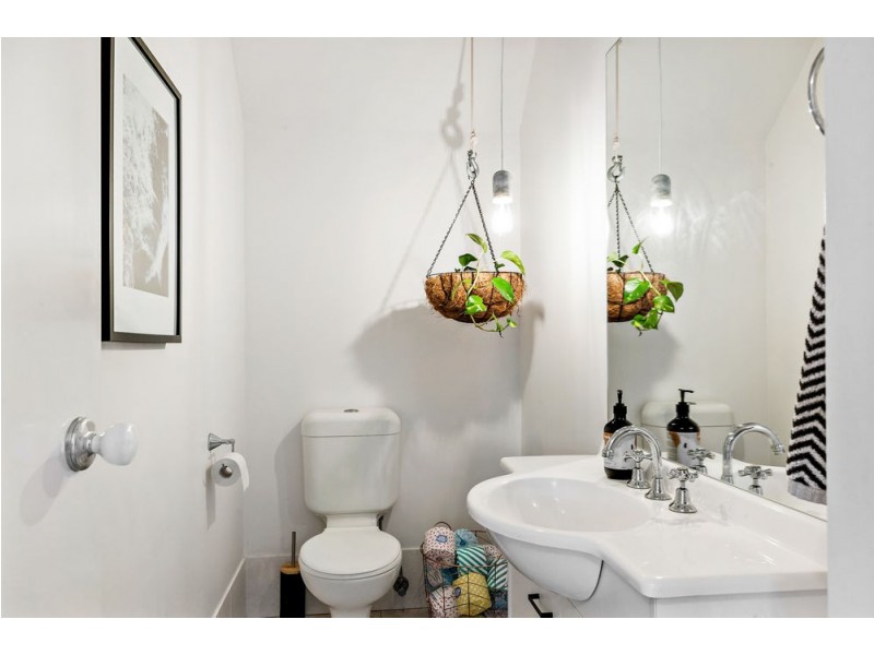 1/15 Liekefett Way, Little Mountain QLD 4551
