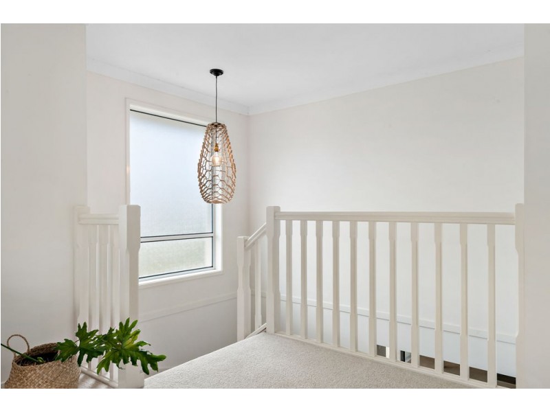 1/15 Liekefett Way, Little Mountain QLD 4551