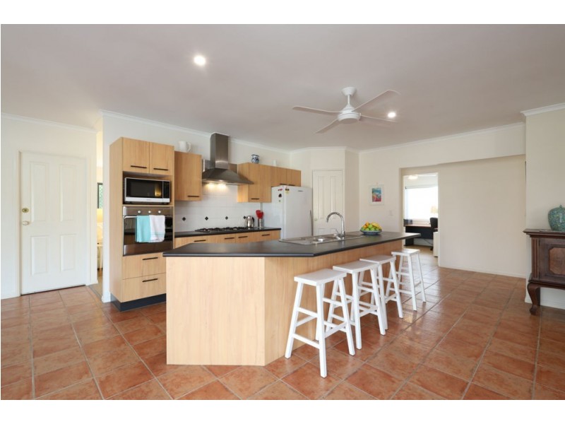 14 Firefly Street, Pelican Waters QLD 4551