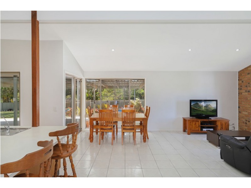140 Old Palmwoods Road, West Woombye QLD 4559