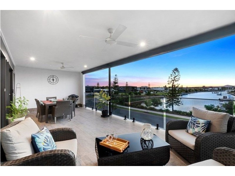 9 Marina View Drive, Pelican Waters QLD 4551