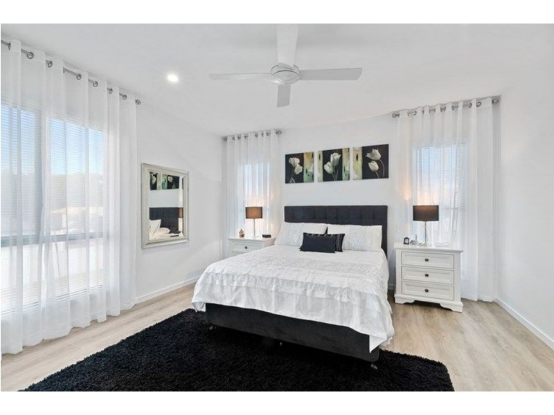 9 Marina View Drive, Pelican Waters QLD 4551