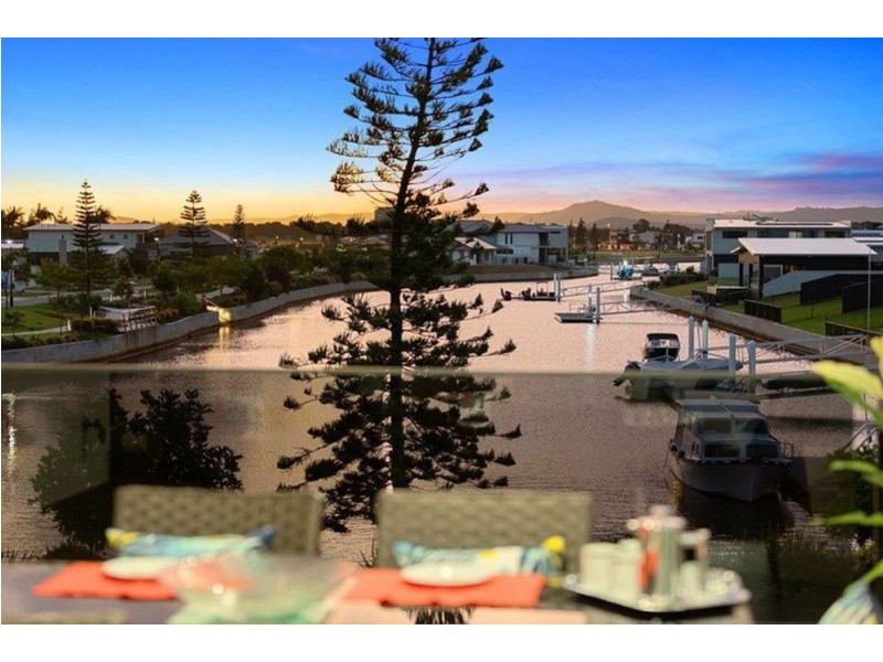 9 Marina View Drive, Pelican Waters QLD 4551