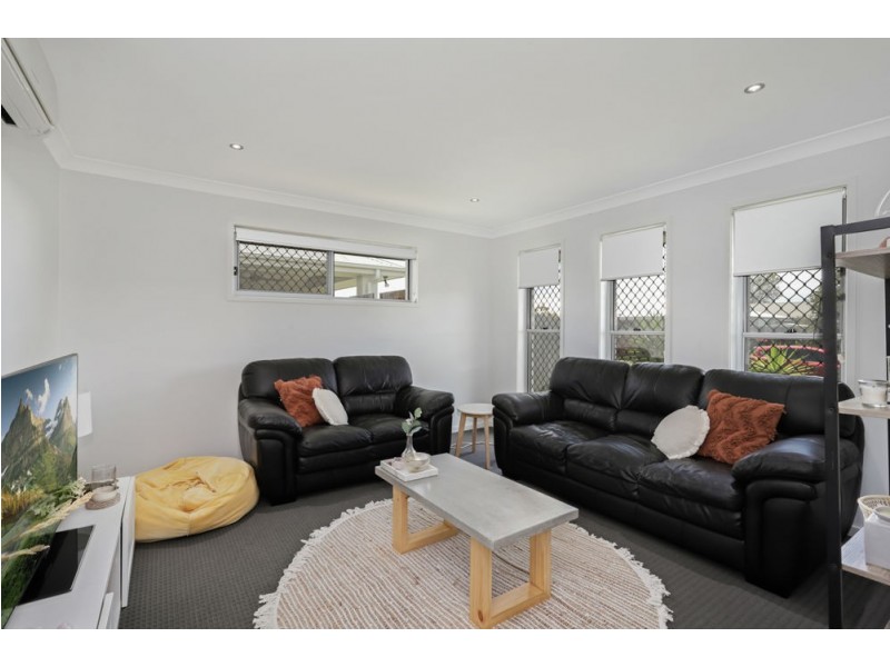 40 Petrel Crescent, Mountain Creek QLD 4557