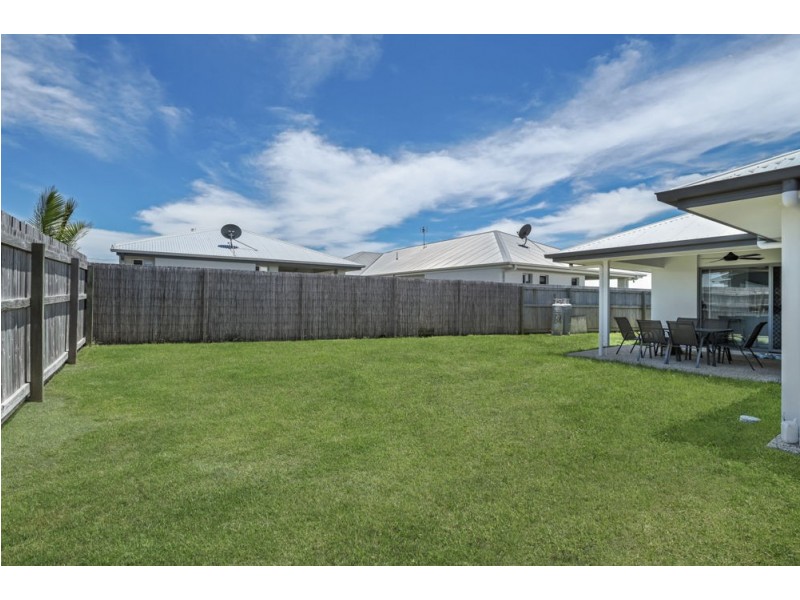 40 Petrel Crescent, Mountain Creek QLD 4557