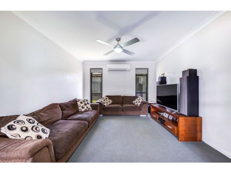 5 Jarrah Way, Landsborough QLD 4550