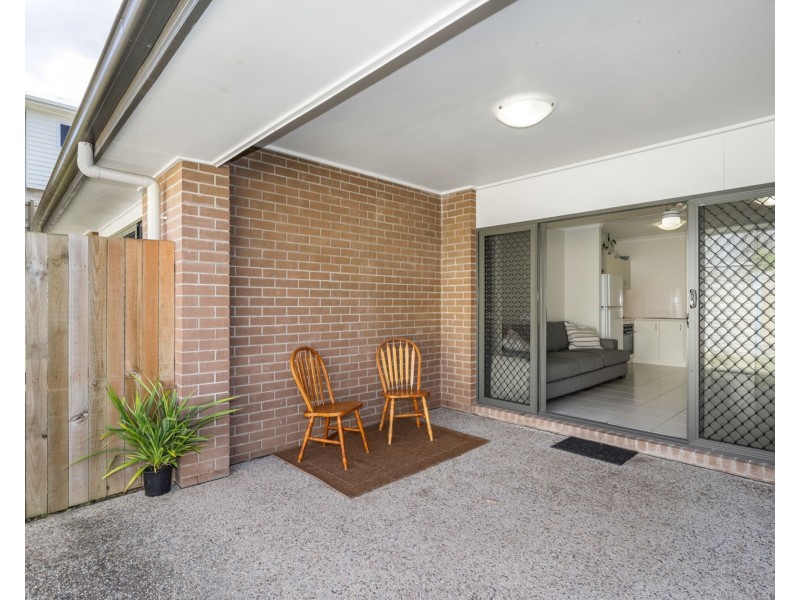 5 Esther Place, Nambour QLD 4560