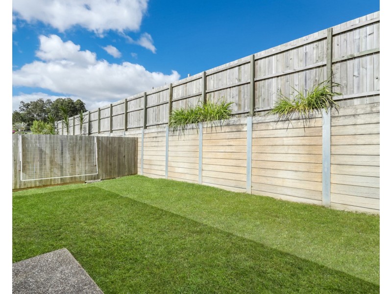 5 Esther Place, Nambour QLD 4560